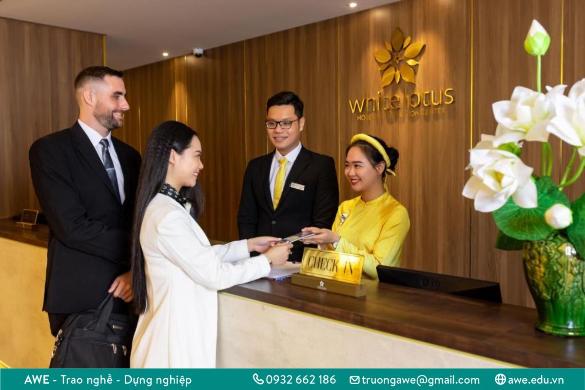 Học nghề gì bây giờ dễ kiếm việc, thu nhập cao