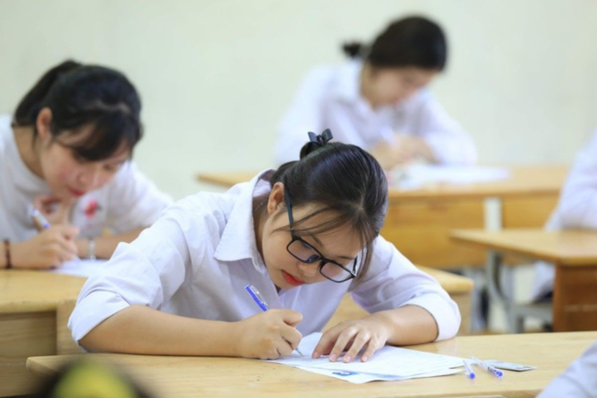 Trượt đại học thì làm gì - Ôn thi lại năm sau