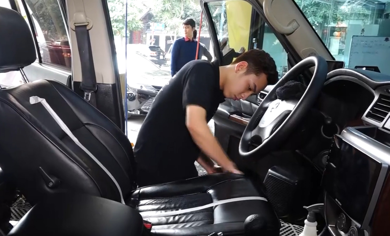 nghe-noi-that-o-to-la-gi-tiem-nang-cua-nghe-noi-that-o-to-la-gi Công việc ngành nội thất ô tô