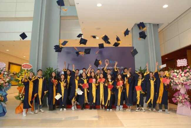 Lễ Kỷ Niệm 10 Năm Thành Lập AWE