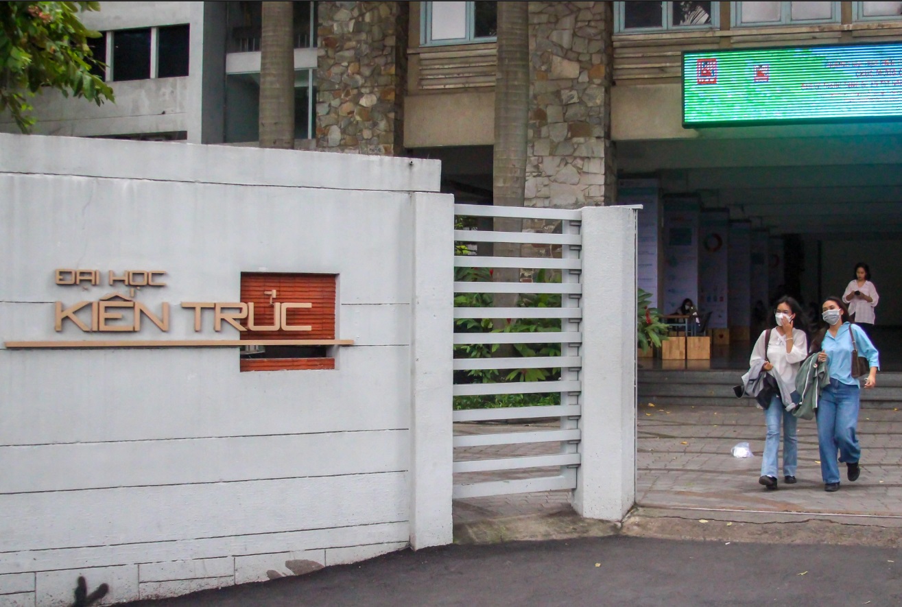 nen-chon-dai-hoc-thiet-ke-do-hoa-tp-hcm-dam-bao-uy-tin-dao-tao Học đồ họa ở đâu