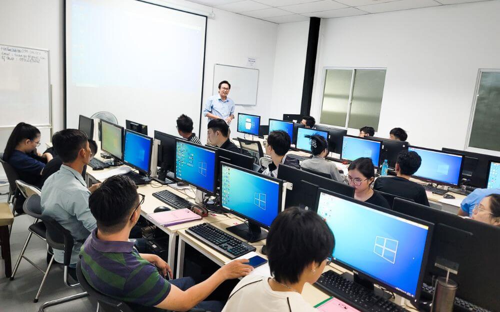 loi-ich-cua-viec-hoc-ve-2d-noi-that