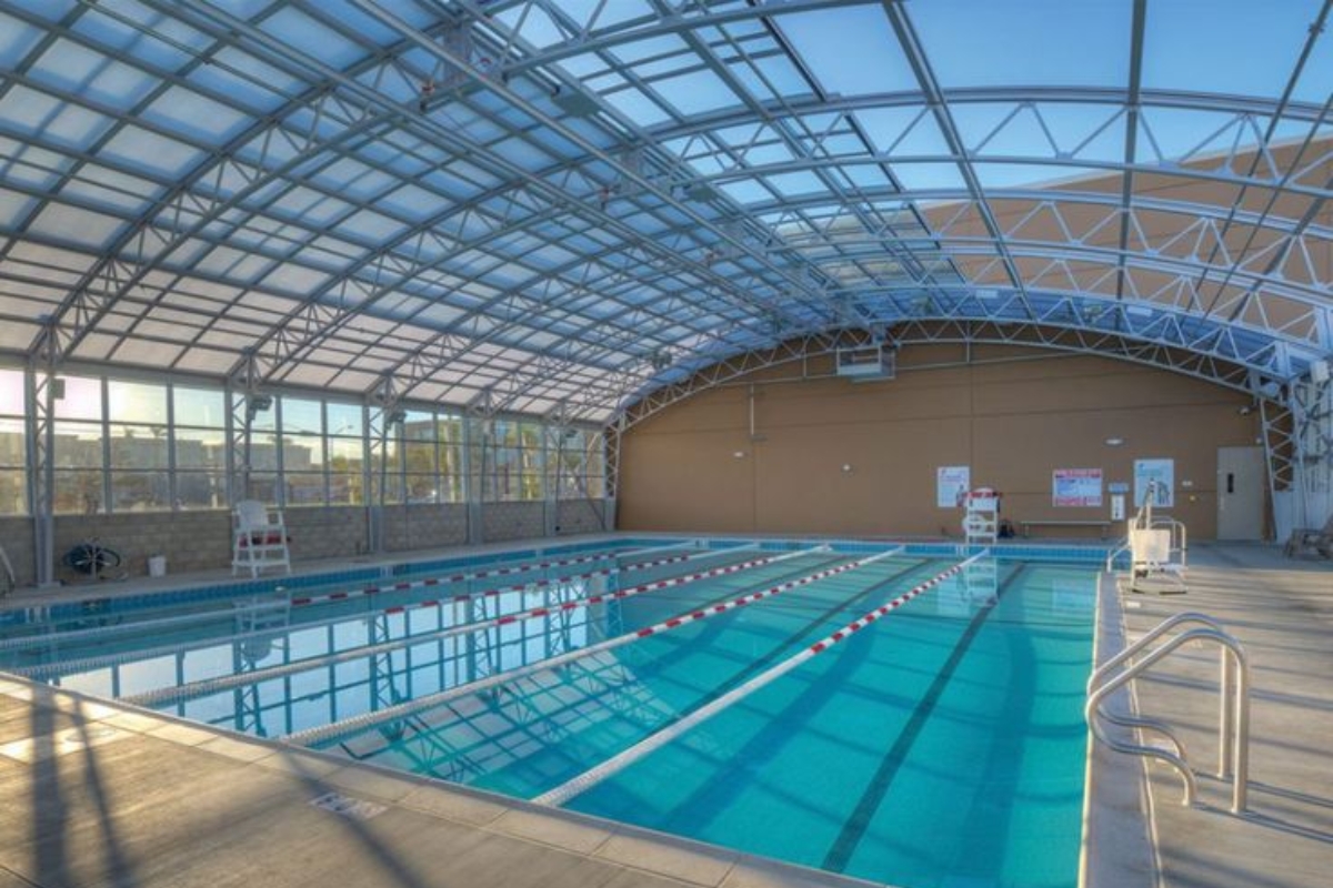 Mái vòm cho bể bơi