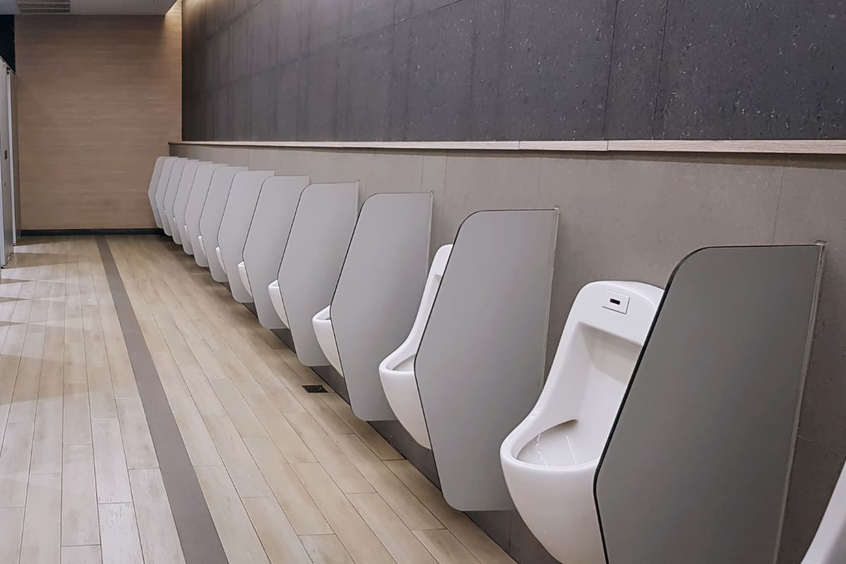 Kích thước vách ngăn nhà vệ sinh tiêu chuẩn hiện nay