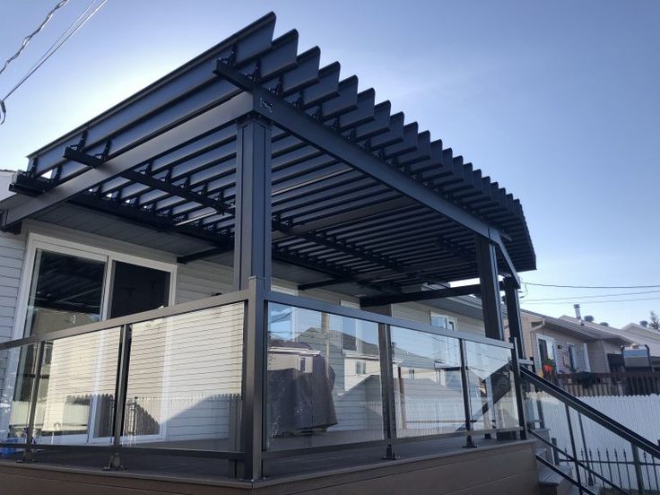 100 mẫu mái che sân thượng hiện đại, đẹp nhất 2025